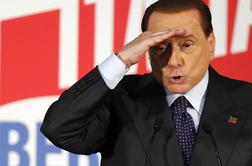 Berlusconi zaprosil za skrajšanje kazni