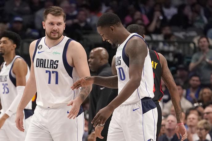 Luka Dončić Dorian Finney-Smith | Dorian Finney-Smith se spet seli. Najprej je iz Dallasa odšel k Brooklyn Nets, zdaj pa v vrste Los Angeles Lakers. | Foto Guliverimage