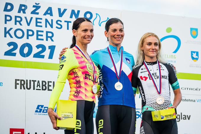 Najboljše med dekleti: Urša Pintar, Eugenia Bujak, Urška Žigart (od leve proti desni) | Foto: Grega Valančič/Sportida