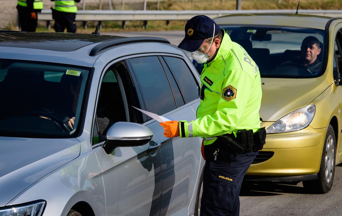 slovenska policija kontrola koronavirus meja | Foto STA