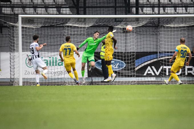 Muraši so na začetku tekme povedli z 2:0, na koncu pa izgubili. | Foto: Blaž Weindorfer/Sportida