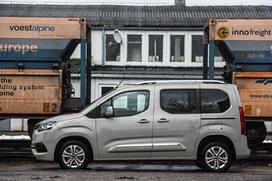 Toyota proace city