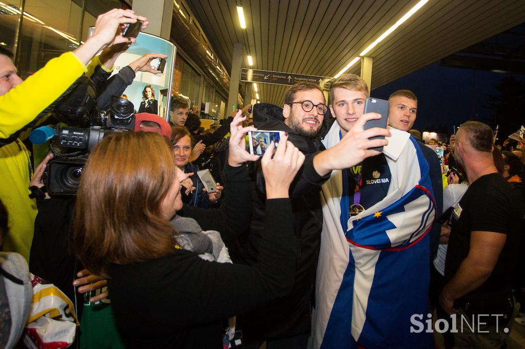 Brnik sprejem eurobasket 2017