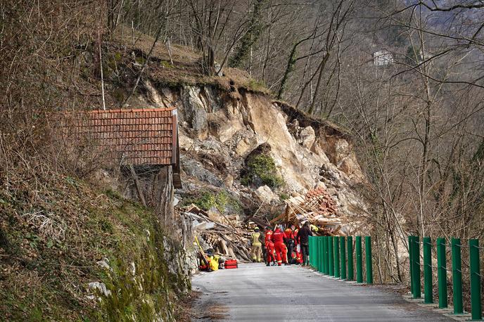 Tolmin | Ali gre za območje, kjer se je pred desetimi dnevi odtrgala ogromna skala, še ni znano. | Foto Gorska reševalna služba