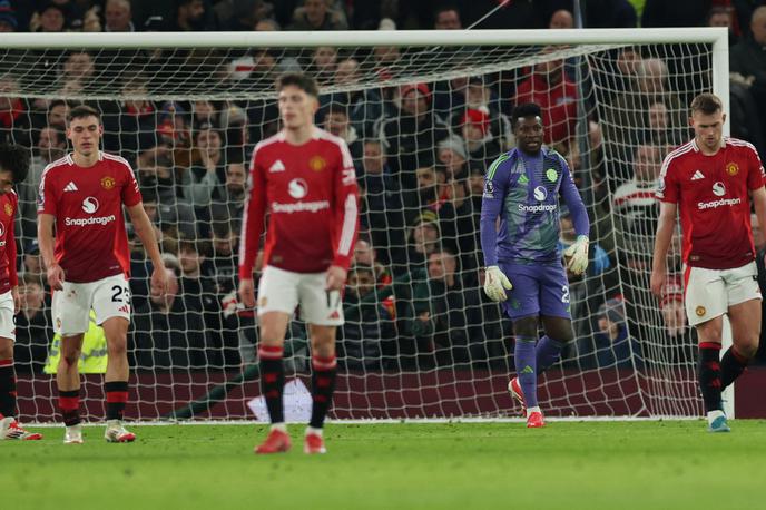 Manchester United | Manchester United v tej sezoni doživlja razočaranje za razočaranjem v prvenstvu. V pokalu FA mu gre za zdaj bolje. | Foto Reuters