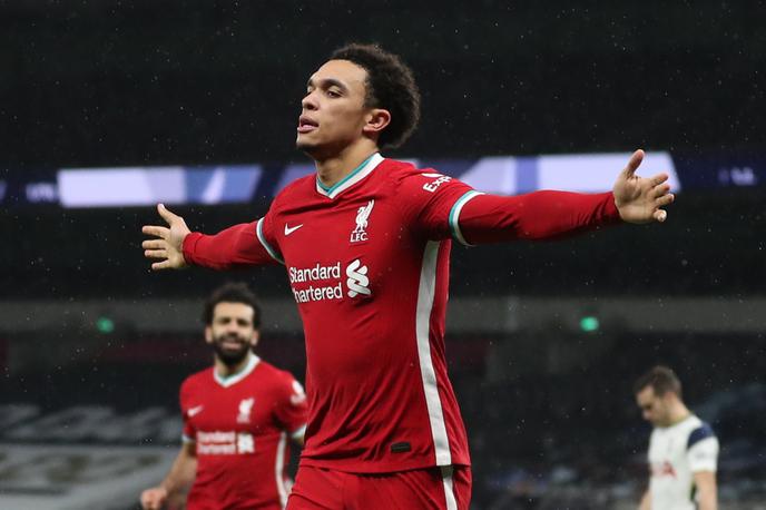 Trent Alexander-Arnold | Liverpool je na današnji tekmi prekinil tudi 492 minut dolg strelski post, z zadetki pa je tudi dosegel novo zmago in se prebil na četrto mesto lestvice. | Foto Reuters