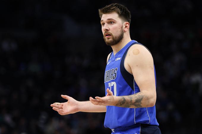 Na gostovanju pri Minnesota Timberwolves mu je sodnik Rodney Mott v zelo kratkem času prisodil dve tehnični napaki. | Foto: Reuters