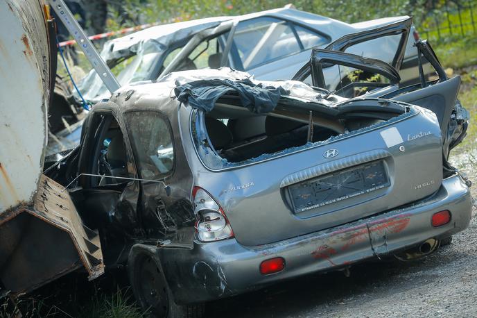 neregistriran avto | Za take neregistrirane avtomobile z dvorišča bomo v prihodnje plačevali nov davek. | Foto Ministrstvo za infrastrukturo