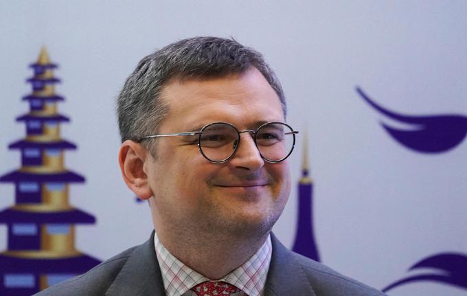 Poljska je bila ena od najtrdnejših podpornic Ukrajine, odkar je Rusija februarja 2022 v Ukrajino poslala svoje vojake, in je ena od glavnih dobaviteljic orožja Kijevu. Poljski premier Mateusz Morawiecki je sicer pretekli teden sporočil, da Varšava ne bo več pošiljala orožja v Ukrajino. Na Fotografiji poljski zunanji minister Dmitro Kuleba. | Foto: Reuters