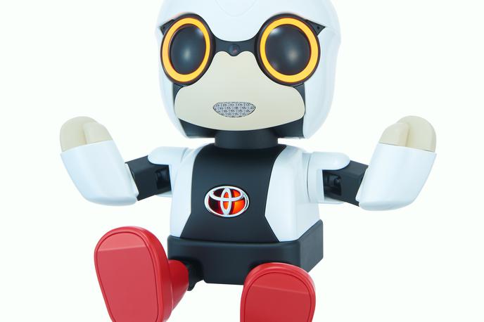 Toyota Kirobo Mini - robotski prijatelj | Foto Toyota