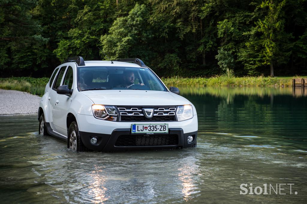 Dacia duster in oskrbnik gorske koče