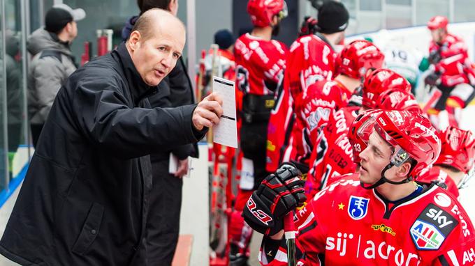 Nik Zupančič si od svojih varovancev želi še večje konstantnosti. | Foto: HDD Jesenice, Drago Cvetanovič