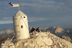 Vzpon na Triglav brez klinov in jeklenic?