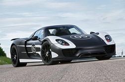 Porsche 918 spyder – zeleni dirkač