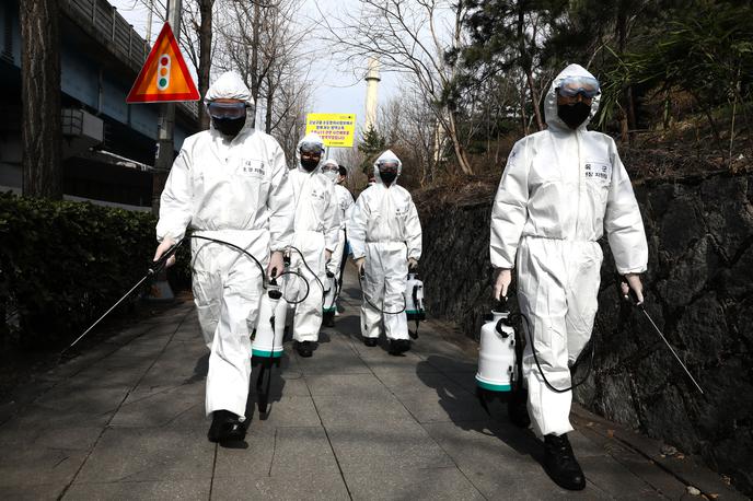 koronavirus | Število okuženih po svetu je preseglo 110 tisoč. | Foto Getty Images