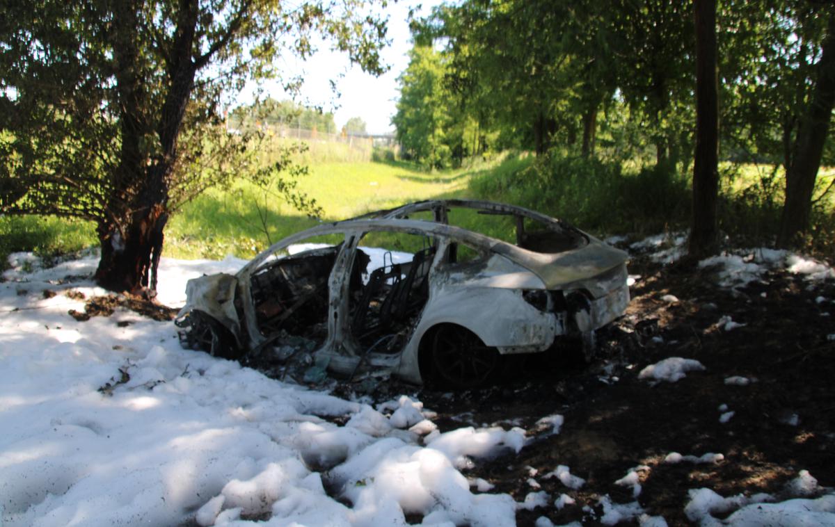 Tesla požar | Foto PU Murska Sobota