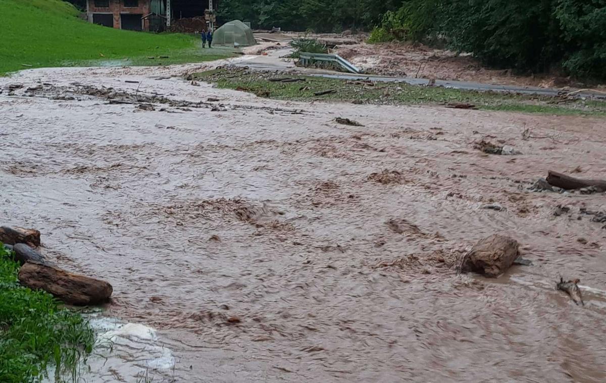 Poplave | Vlada je ljudem dajala obljube in upe, ki jih ni mogla ali ni bila sposobna uresničiti," je dejal poslanec SDS Jožef Jelen.  | Foto STA