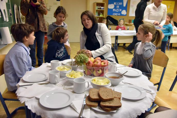 tradicionalni slovenski zajtrk, zajtrk, otroci | Foto Borut Živulovič/ Bobo