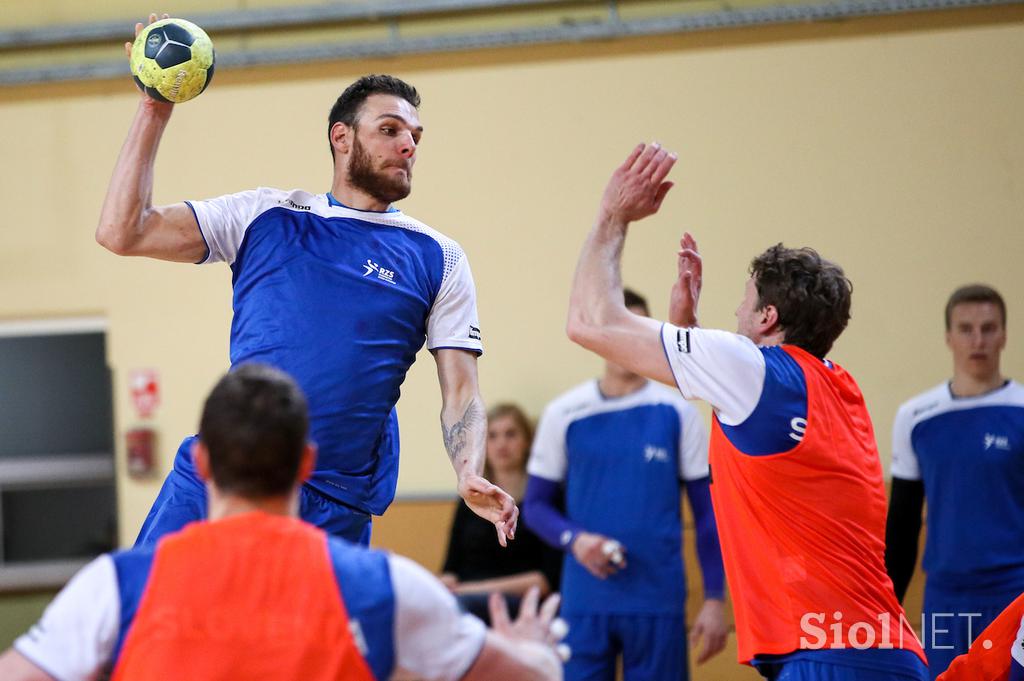 trening rokometna reprezentanca vojašnica