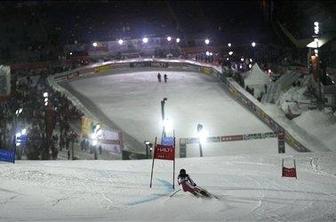 V Schladmingu alpsko, v Val di Fiemeju nordijsko SP 2013