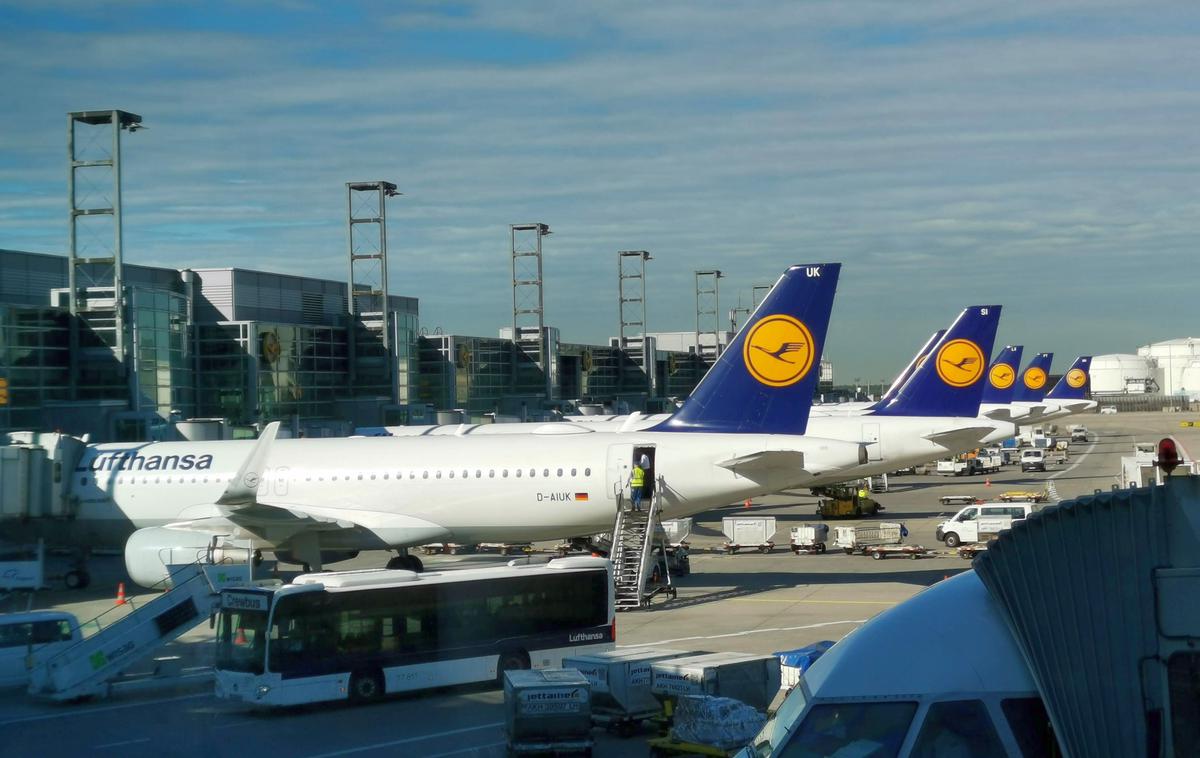 letališče Frankfurt, Lufthansa, Fraport | Na brniško letališče še ta mesec prihajata švicarski Swiss in nemška Lufthansa (na fotografiji). | Foto Srdjan Cvjetović