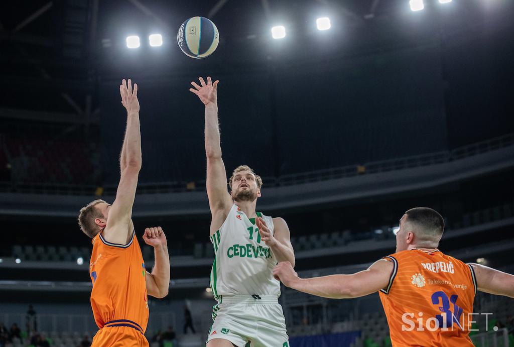 Finale DP v košarki (2. tekma): Cedevita Olimpija - Helios Suns