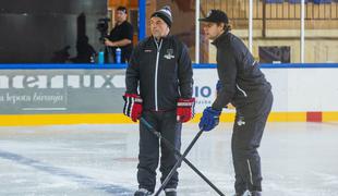 Pogreša romantiko v športu in je na preži za potencialnimi NHL-ovci