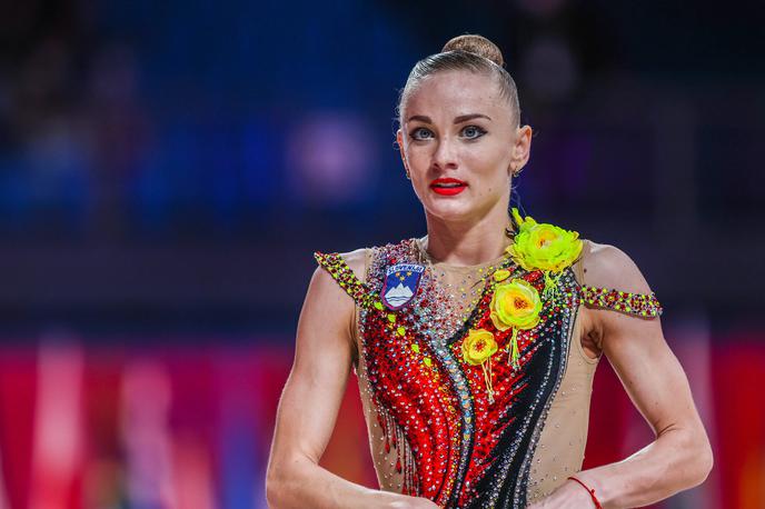 Jekaterina vedenejeva | Jekaterina Vedenejeva se je uvrstila v nedeljski finale z obročem. | Foto Guliverimage