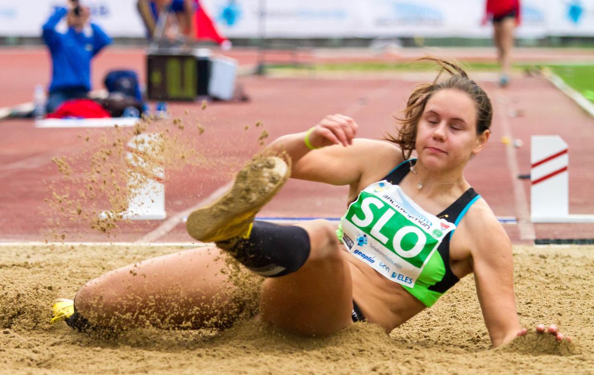 Maja Bedrač | Maja Bedrač je po treh prestopih v skoku v daljino drugi dan tekme predčasno končala sedmeroboj. | Foto Peter Kastelic