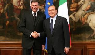 Pahor moral Berlusconiju priznati, da je lepši od njega