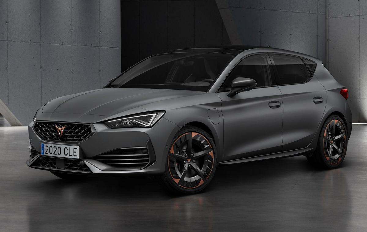 Cupra leon | Novi seat leon tudi v športni različici znamke Cupra. Volkswagen bo golfa GTI predstavil šele na avtomobilskem salonu v Ženevi. | Foto Cupra