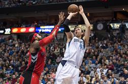 Nowitzki prehitel Mosesa Malonea