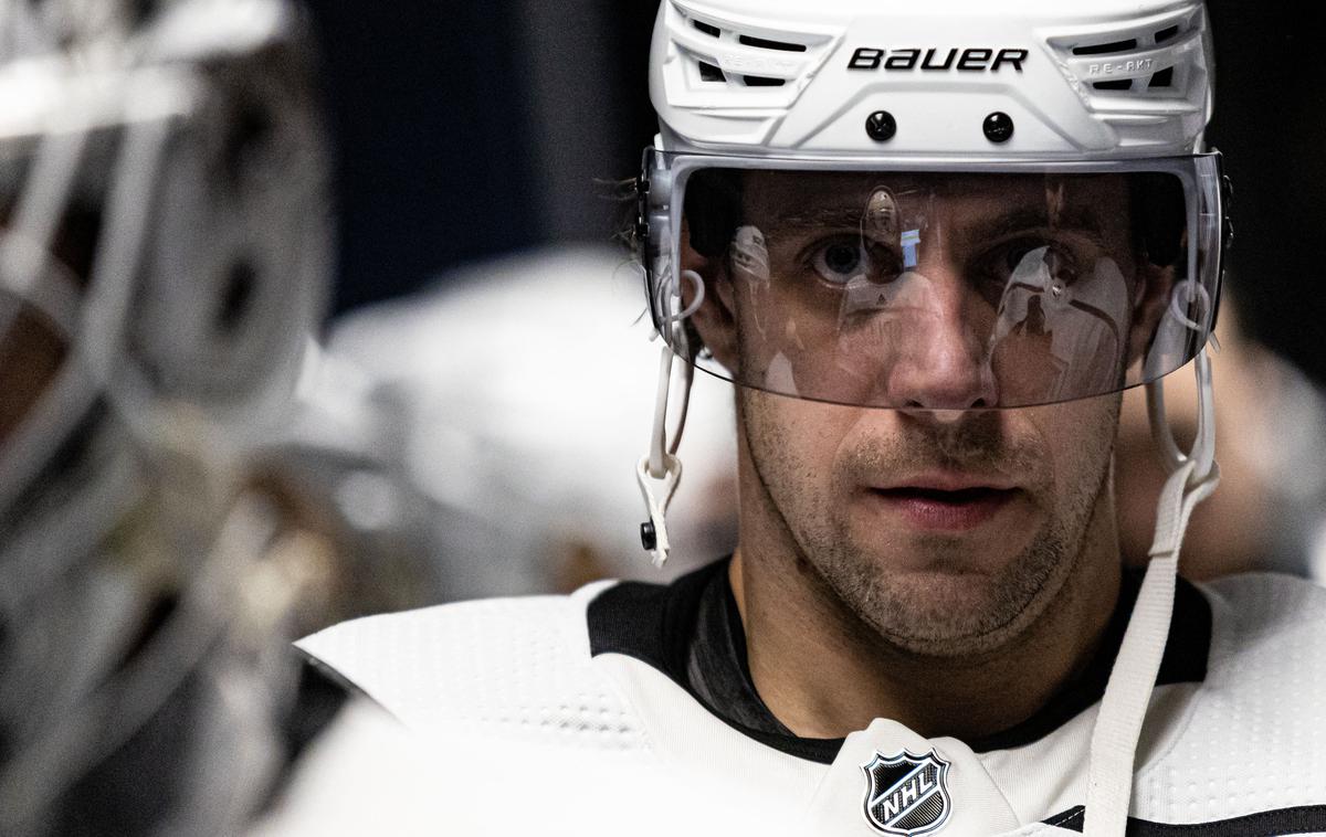 Anže Kopitar | Anže Kopitar je s Kralji v Melbournu odigral prvo pripravljalno srečanje na novo sezono. To je bila sploh prva NHL tekma na južni polobli. | Foto Reuters