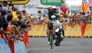 Roglič izgubil zeleno majico, Alaphilippe novi vodilni