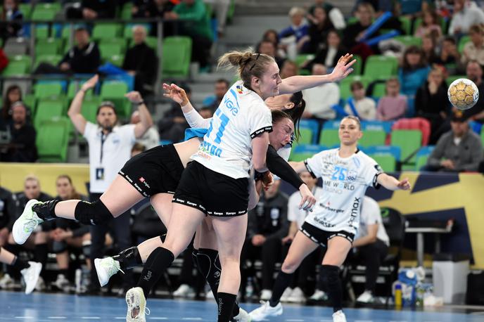 Krim Mercator - Bukarešta, EHF liga prvakinj | Krimovke so izgubile prvo tekmo v boju za četrtfinale.v boju za  | Foto www.alesfevzer.com