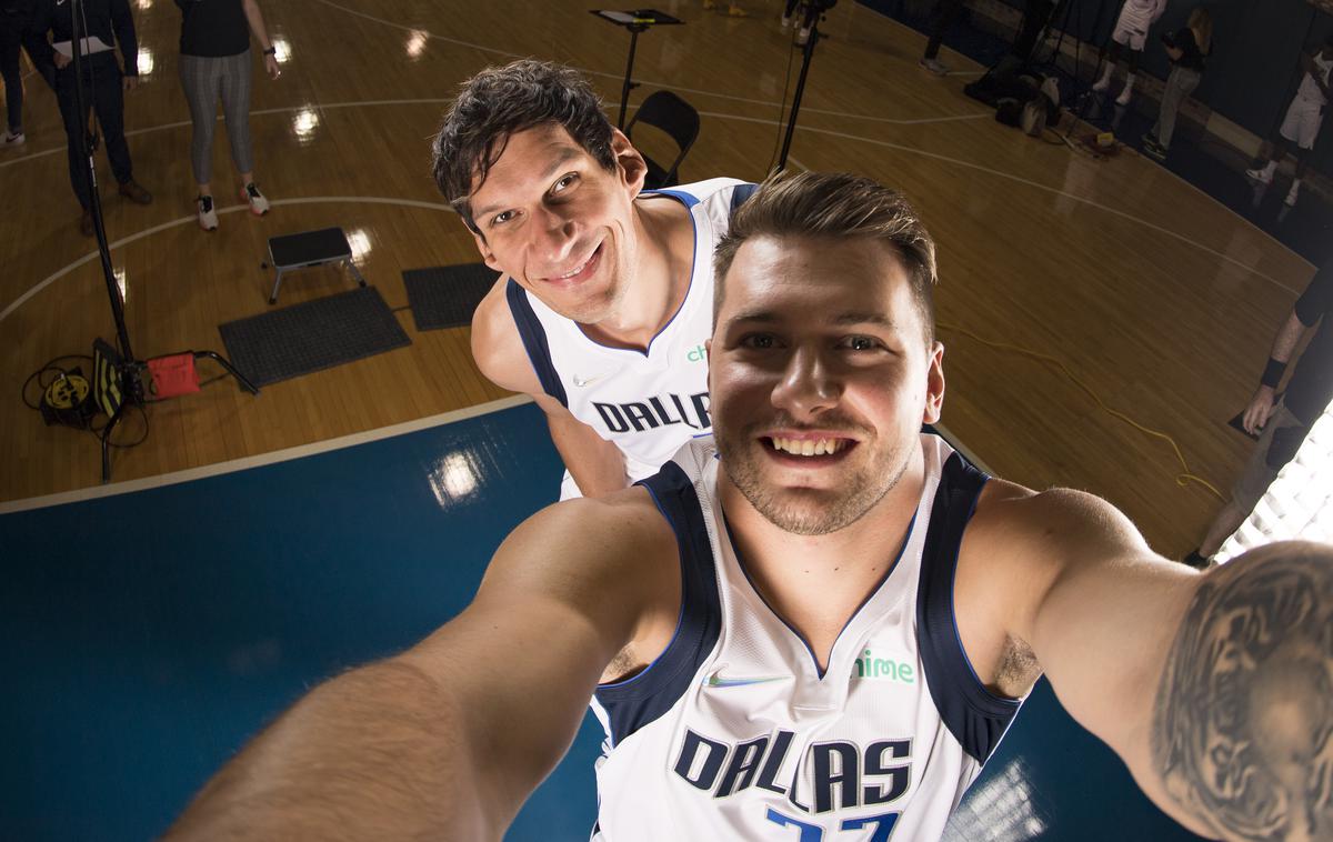 Luka Dončić in Boban Marjanović | Foto Reuters