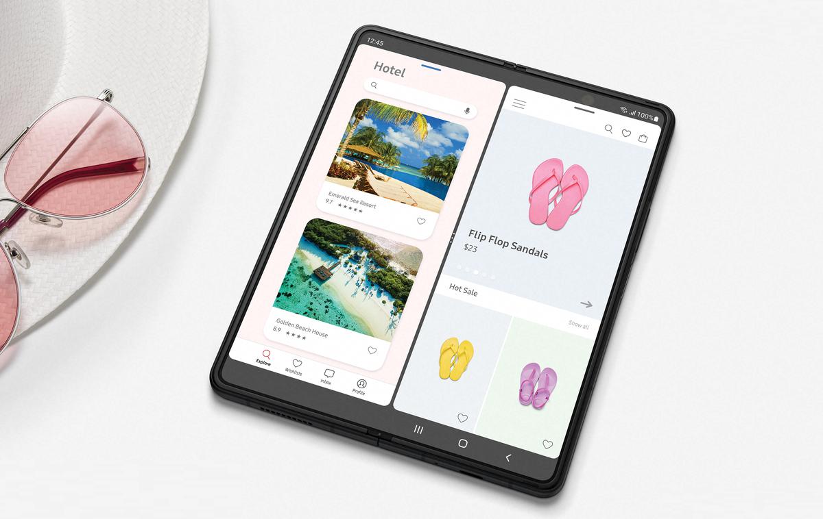 Samsung Galaxy Z Fold3 | Samsung poudarja, da je Galaxy Z Fold3 prvi pregibni telefon na svetu, ki se lahko pohvali z vodoodpornostjo. | Foto Samsung