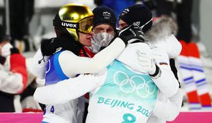 Slovenci po hudem boju s tekmeci in vetrom olimpijski podprvaki!