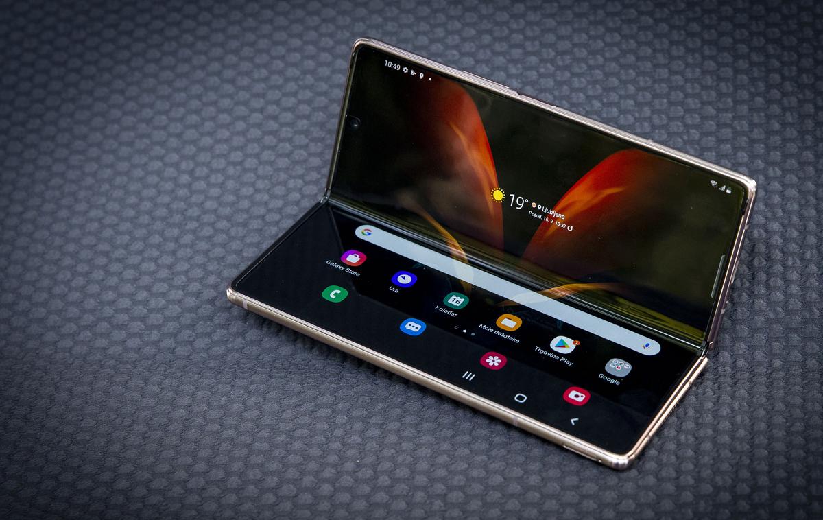 Samsung Galaxy Z Fold 2 5G | Pregibni pametni telefon Samsung Galaxy Z Fold2 | Foto Ana Kovač