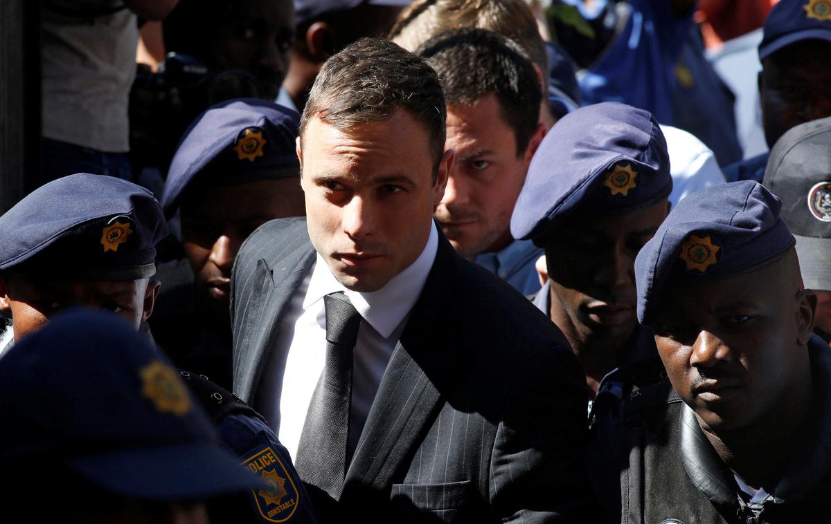 Oscar Pistorius | Novembra lani mu je komisija po osmih letih prestajanja kazni v zaporu odobrila pogojni izpust. | Foto Reuters