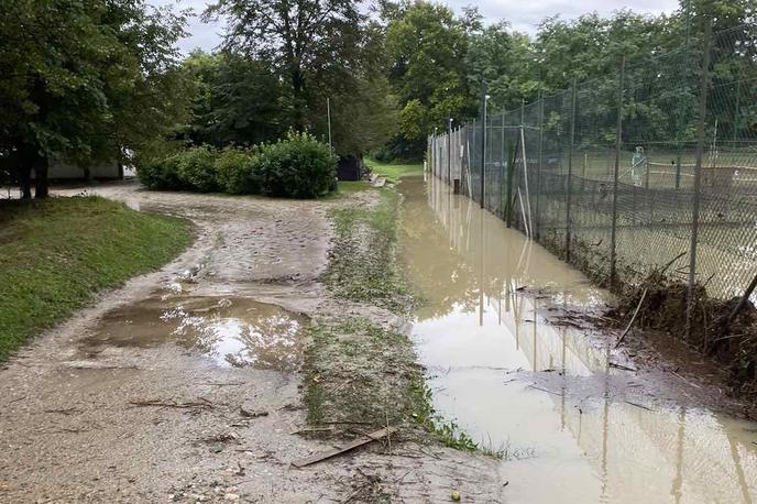 poplave, tenis igrišče, radomlje | Foto Andrej Kraševec