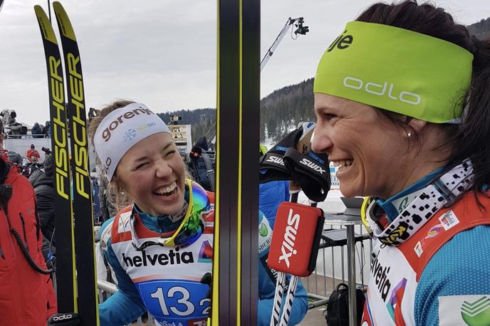 Katja Višnar Anamarija Lampič | Anamarija Lampič in Katja Višnar sta se razveselili zgodovinske medalje v njuni karieri. | Foto SZS