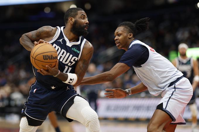 Kyrie Irving je dosegel 25 točk. | Foto: Reuters