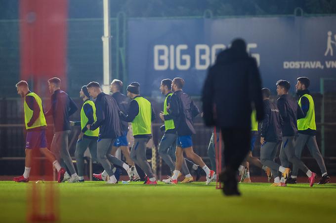 Nogometaši med treningom na stadionu ZŠD Ljubljana v Šiški | Foto: Grega Valančič/Sportida