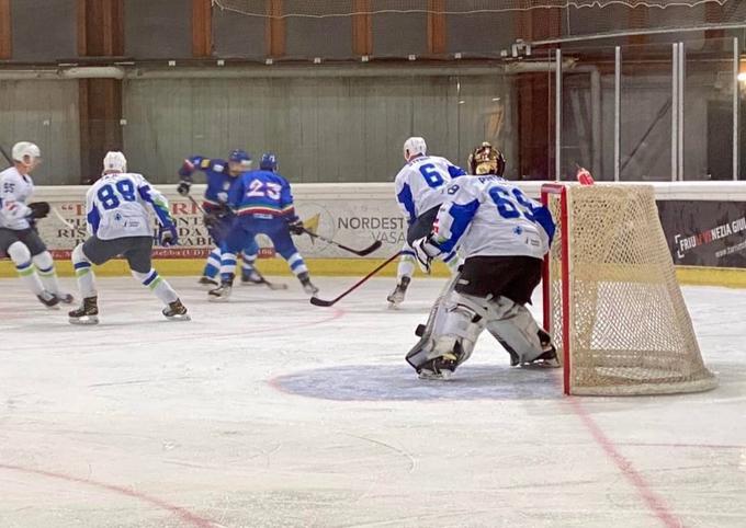 Slovenci zaradi različnih nevšečnosti, večinoma zaradi poškodb, na nobeni pripravljalni tekmi niso nastopili v najmočnejši zasedbi. | Foto: Hokejska zveza Slovenije