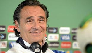 Prandelli dobil zaupnico in ostaja italijanski selektor