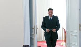 Pahor se bo o dveh novih ustavnih sodnikih odločil do konca tedna