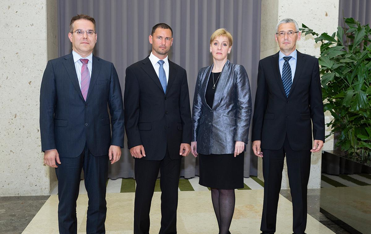 svet Banke Slovenije | Člani sveta Banke Slovenije. Na fotografiji od leve proti desni: Marko Bošnjak, Primož Dolenc, Irena Vodopivec Jean, Jožef Bradeško | Foto Banka Slovenije