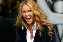 Popolna Elle Macpherson praznuje abrahama