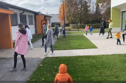 Gasilci s plesom osvojili splet, zdaj jim sledijo ljubljanske vzgojiteljice #video